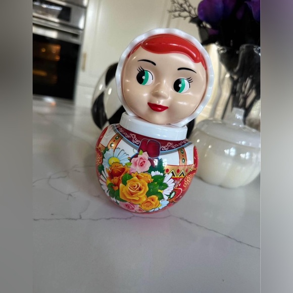 Alyonushka Roly Poly Toy (Nevalyashka) - Picture 1 of 3